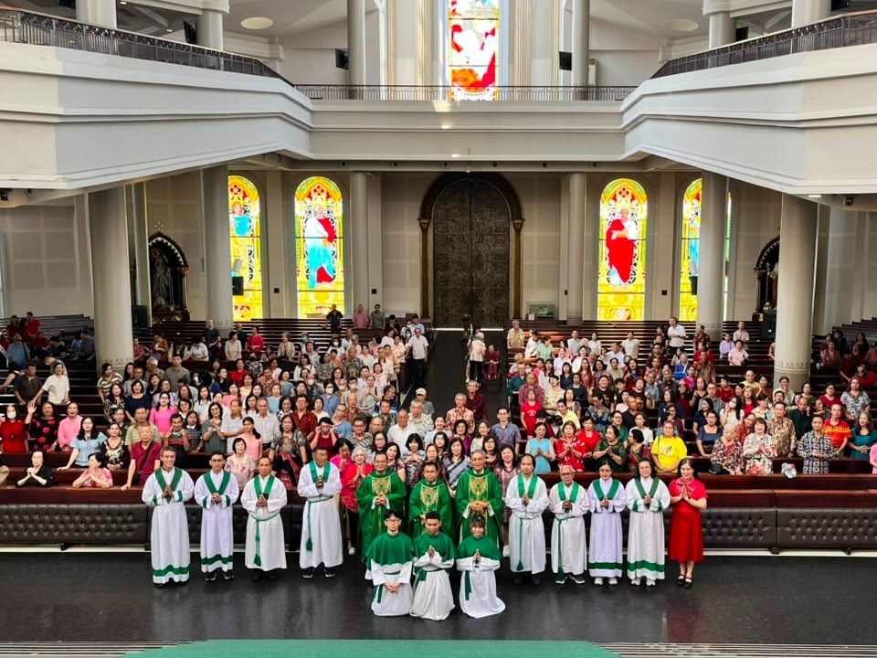 Hari Kakek Nenek dan Lansia Sedunia Dirayakan di Gereja Katedral Pontianak, Wujud Penghormatan dan Kepedulian kepada Lansia